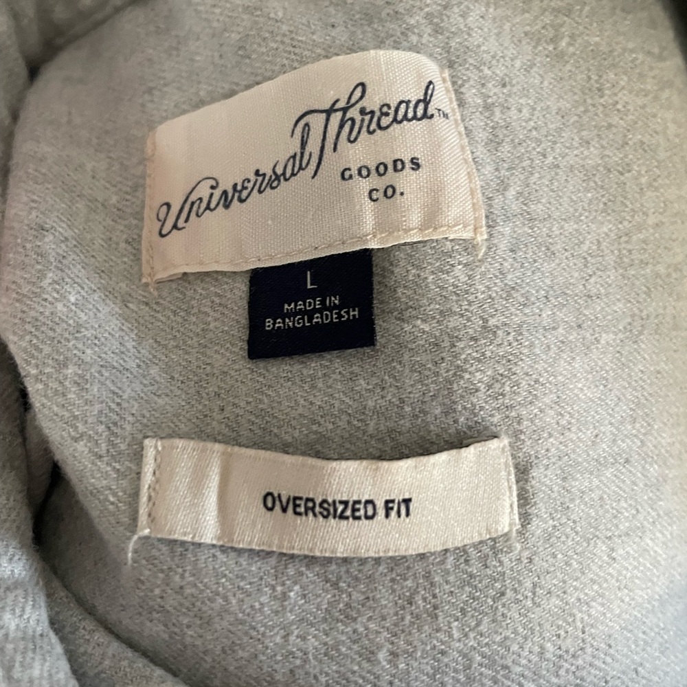 Universal Thread Oversized Gray Shirt - image 2